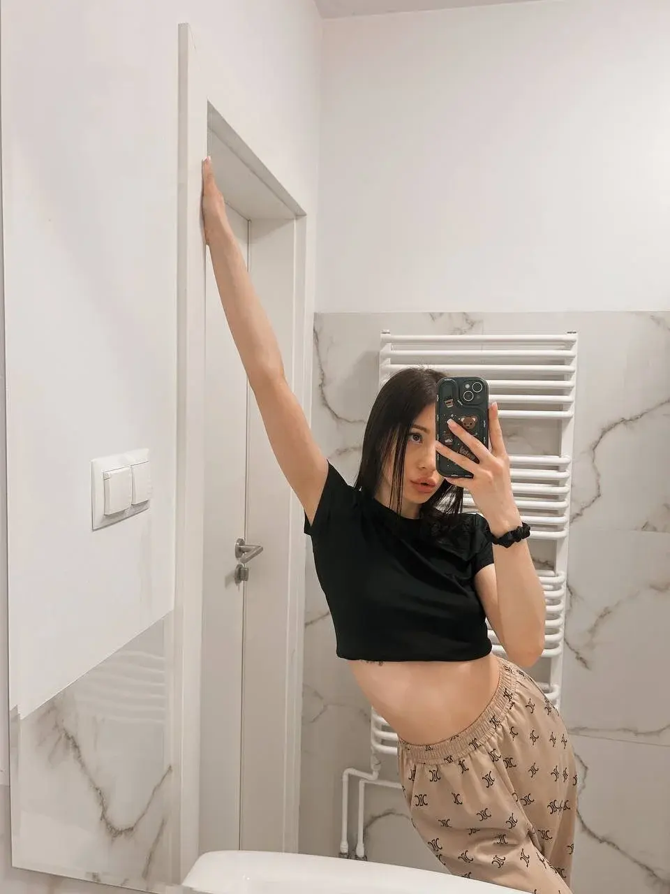 Selena_Glow