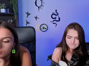 Stripchat Free Porn Cam of lisa_dark_
