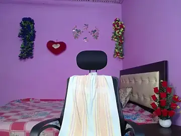 Stripchat Live Sex Cam of Maiya_Amber