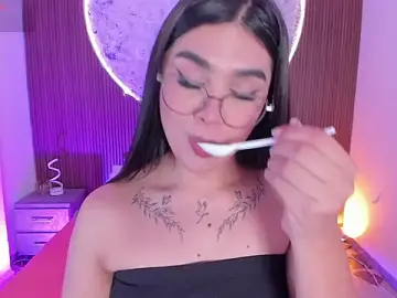 Stripchat Free Porn Cam of RoseCassie