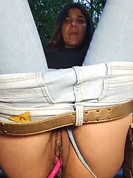 Stripchat Watch Live Sex Cams of Yuky_ta