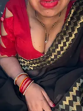 Stripchat Sex Cam of Hot__bhabhi_99