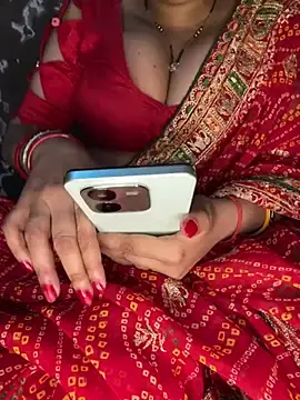 Stripchat Live Porn of Hot__bhabhi_99