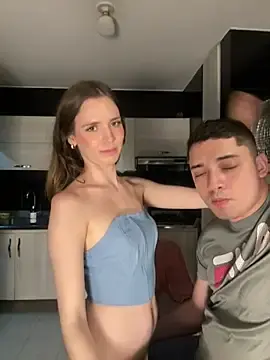 Stripchat Live Porn of kevin_hotgirls