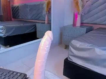 Stripchat Free Live Porn of scarlet__rossi