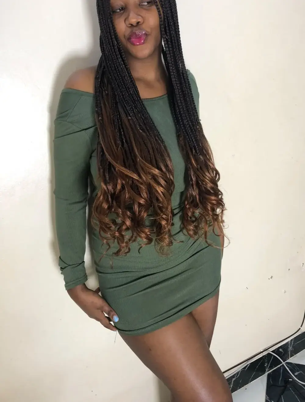 Pretty_chick