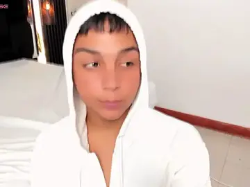 Stripchat Live Sex of Seductivo_jr