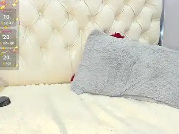 Stripchat Live Sex of mia_foxw69