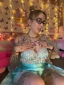 Stripchat Free Porn Cam of CHACHOULAND