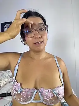 Stripchat Watch Live Sex Cams of Gia_cutee