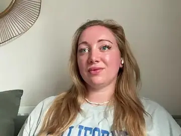 Stripchat Private Sex Chat of arielsweetieee