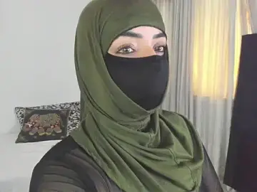 Stripchat Live Porn of Uzra_hayed