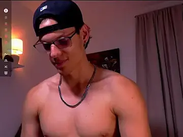 Stripchat Watch Live Sex Cams of troy_palmer