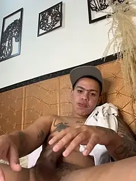 Stripchat Live Sex of AustinThompsonn