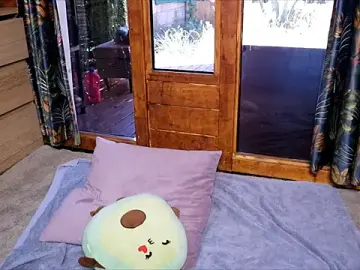 Stripchat Live Sex of LittleMe97