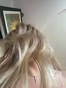Stripchat Live Porn of EllaBaby18