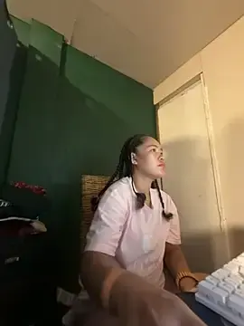 Stripchat Sex Cam of _fayola_