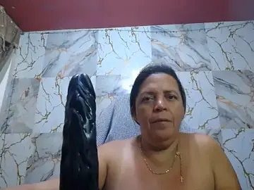 Stripchat Free Live Porn of alina_maturehot