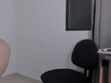 Stripchat Best live sex cam show of Emma_lean