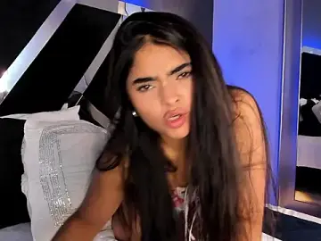 Stripchat Live Sex Cam of GiselOrtiz