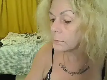 Stripchat Live Sex Cam of belgianshantie