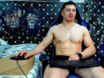 Stripchat Live Porn of javiersexymann