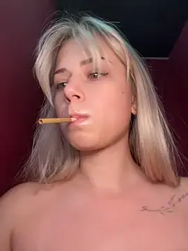 Stripchat Live Sex Cam of NinaVerse