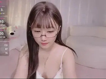 Stripchat Live Porn of lucky-188