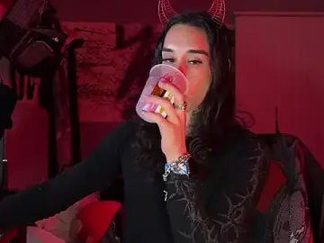 Stripchat Live Sex Cam of xoFrankie