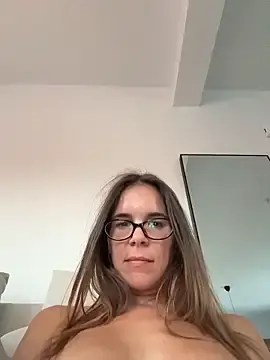 Stripchat Adult Webcam of JuicyFruits93
