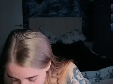 Stripchat Nude Webcam of candy_maggie