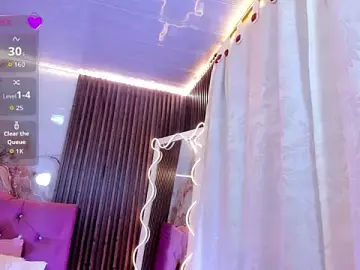 Stripchat Free Live Porn of Kiara_tay