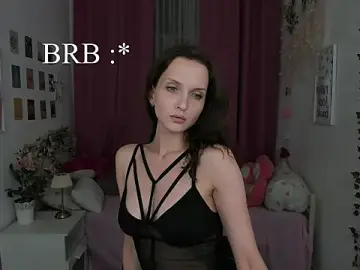 Stripchat Free Live Porn of Ariadna_Shy