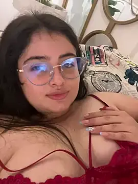 Stripchat Nude Webcam of Madison_Flame