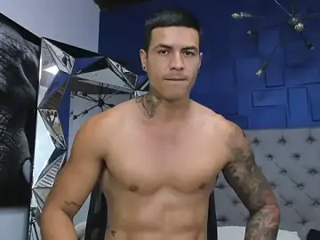 Stripchat Live Porn of andres-clark92