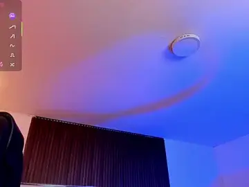 Stripchat Sex Chat of sweetlolihot_