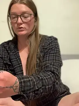 Stripchat Sex Chat of PussiesnCream_