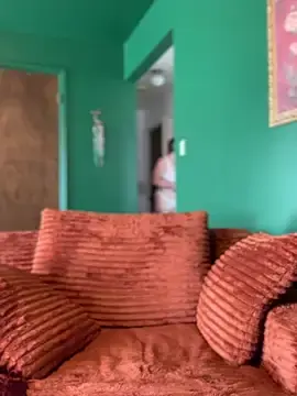 Stripchat Free Porn Cam of PussiesnCream_