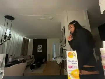 Stripchat Adult Webcam of TitiTinyThai