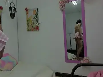 Stripchat Watch Live Sex Cams of Vanes_hontter