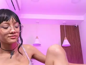 Stripchat Adult Webcams of Cherry_Vixen_
