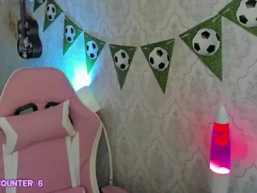 Stripchat Sex Cam of RileyNymph