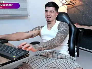 Stripchat Sex Cam of _mrcock__
