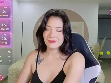 Stripchat Live Sex Cam of Eliih_01