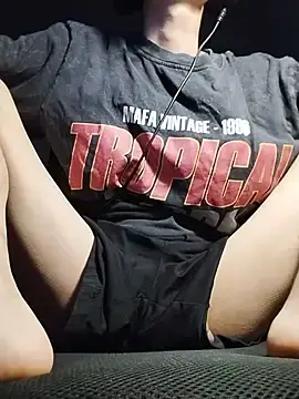 Stripchat Live Sex Cam of Kangc369