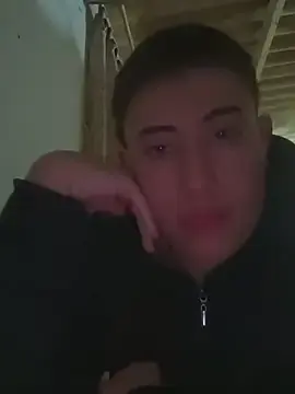 Stripchat Live Sex Cam of Thiagoo_Vega