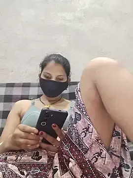 Stripchat Nude Webcam of lovelypooja93
