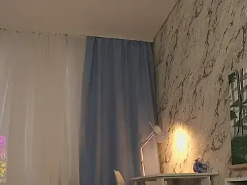 Stripchat Free Porn Cam of AliceLebel