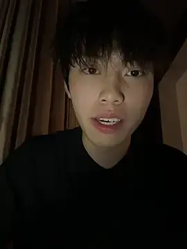 Stripchat Adult Webcam of Ethan7063