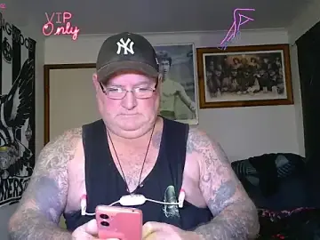 Stripchat Watch Live Sex Cams of KINKYBLUEYES69